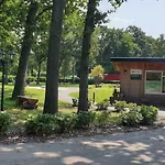 Landgoed Leudal - In De Nabij Roermond Apartahotel Haelen